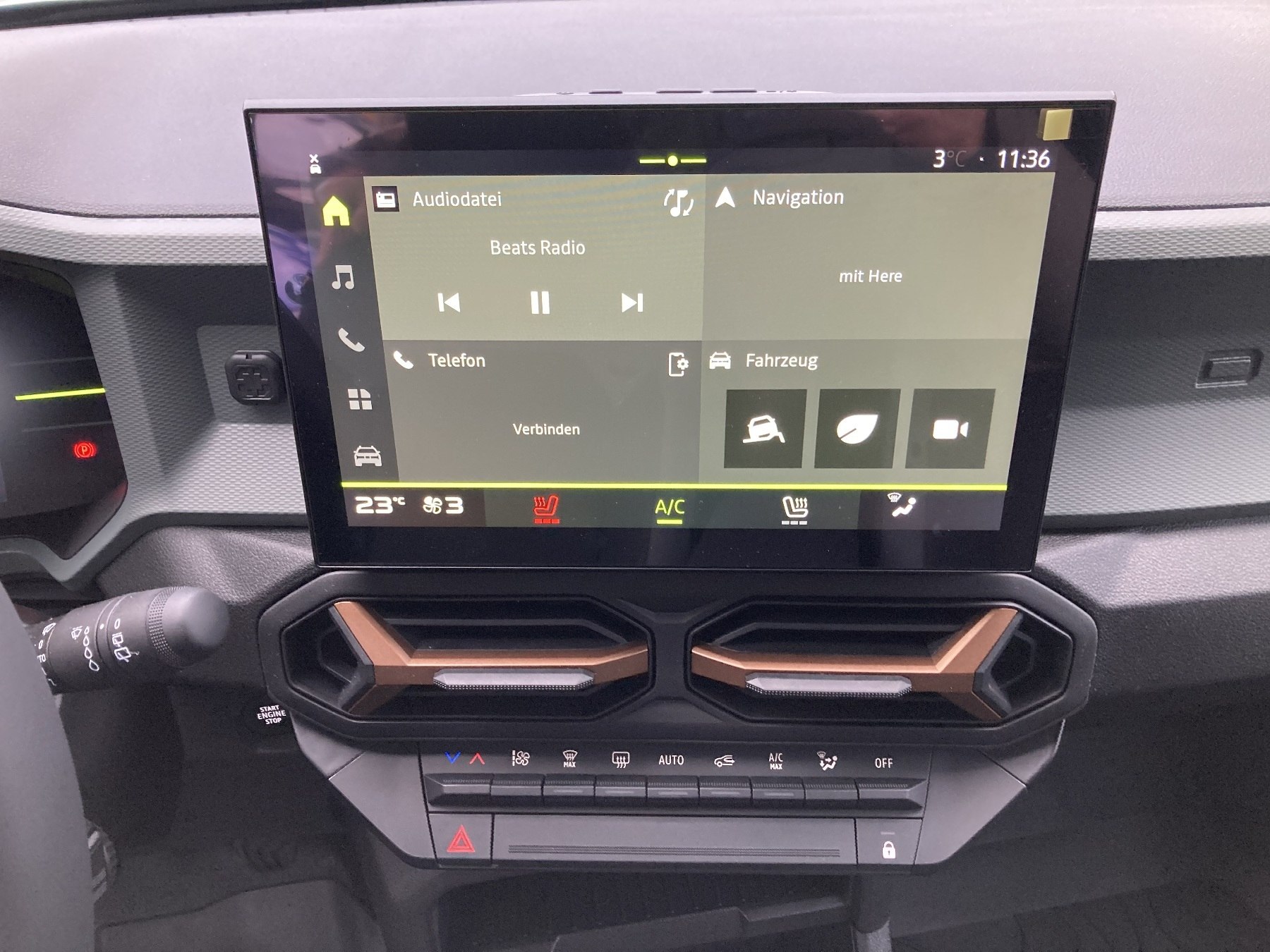 DACIA Duster Extreme TCe 130 4x4 DACIA Duster Extreme TCe 130 4x4