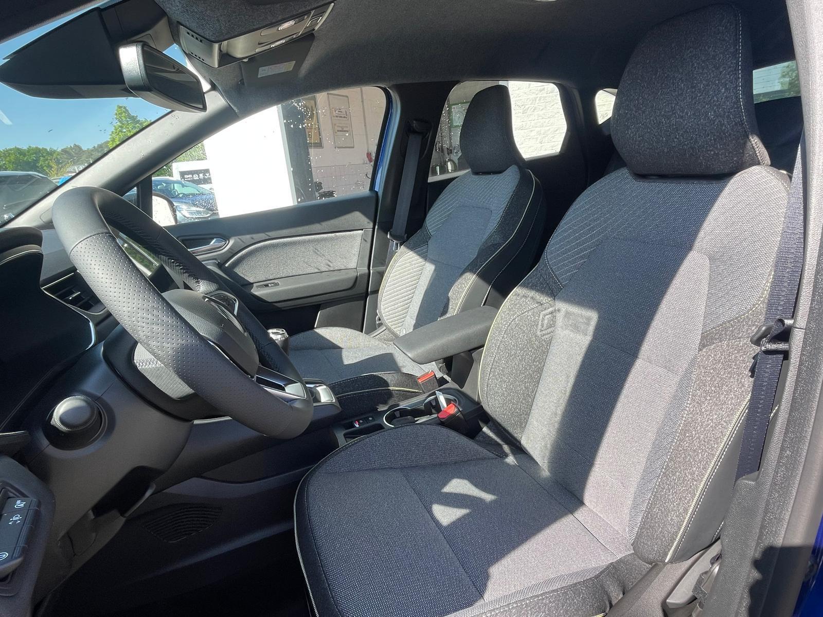 RENAULT Captur Techno TCe 90 RENAULT Captur Techno TCe 90