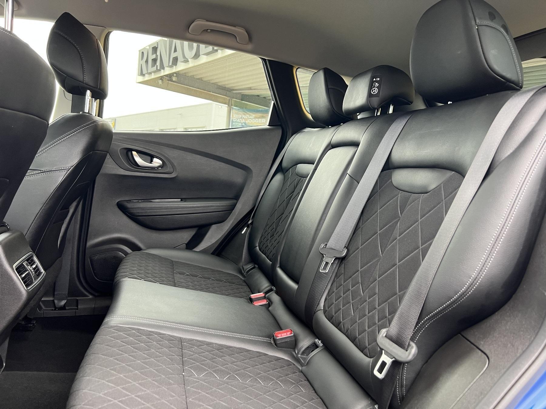 RENAULT Kadjar TECHNO TCe 160 EDC RENAULT Kadjar TECHNO TCe 160 EDC