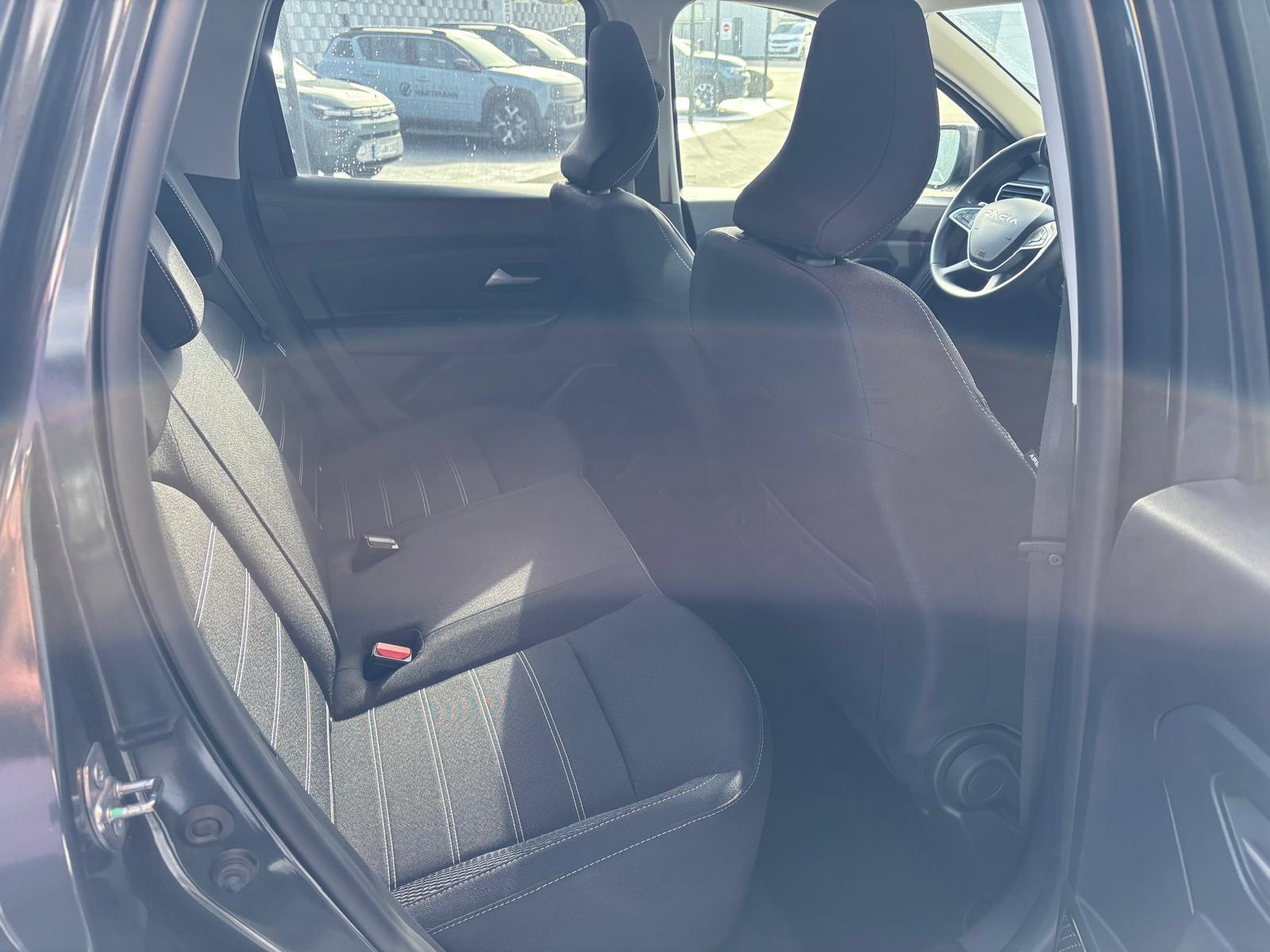 DACIA Duster Journey TCe 150 EDC DACIA Duster Journey TCe 150 EDC