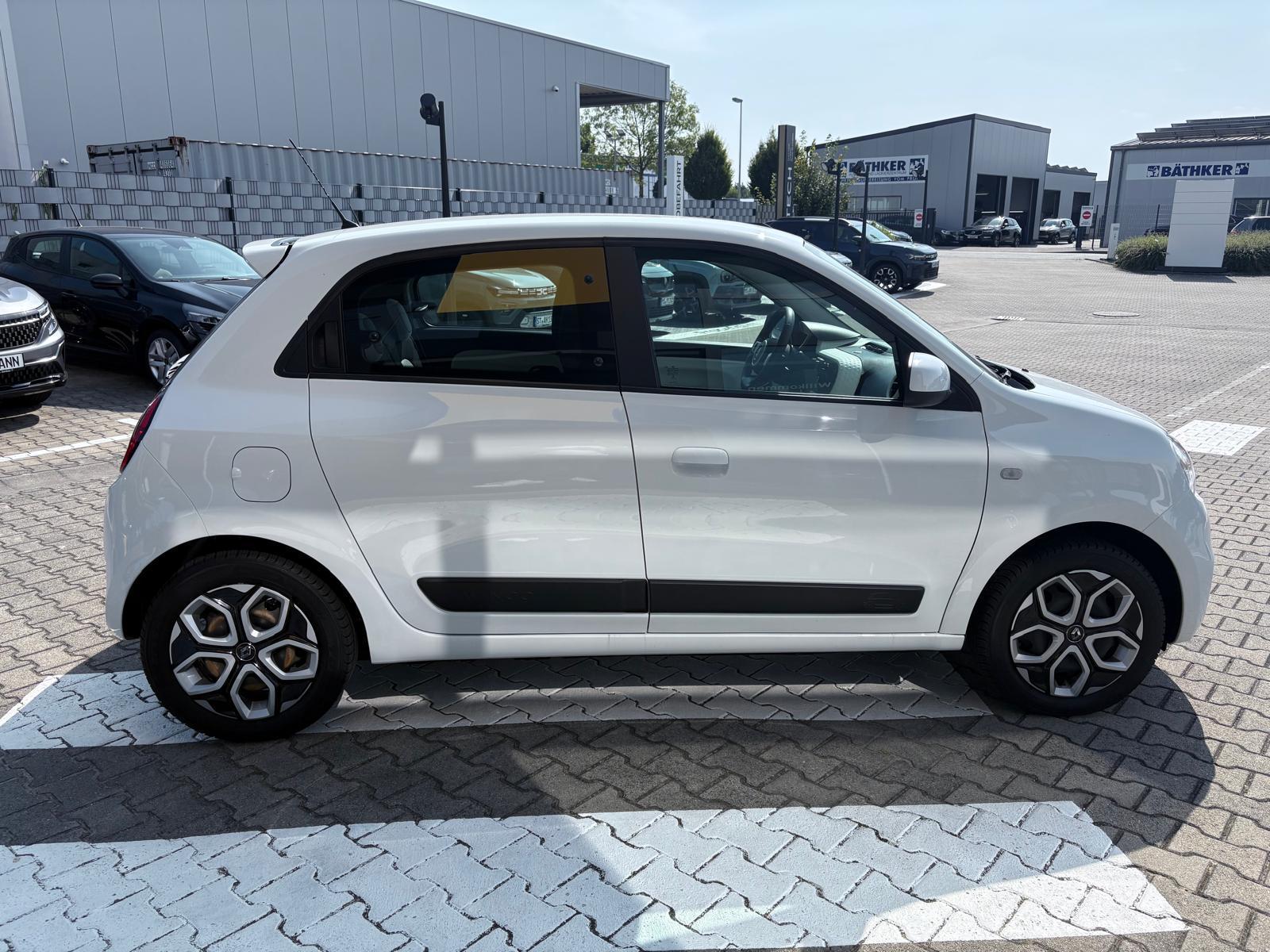 RENAULT Twingo LIMITED Sce 75 Start & Stop RENAULT Twingo LIMITED Sce 75 Start & Stop