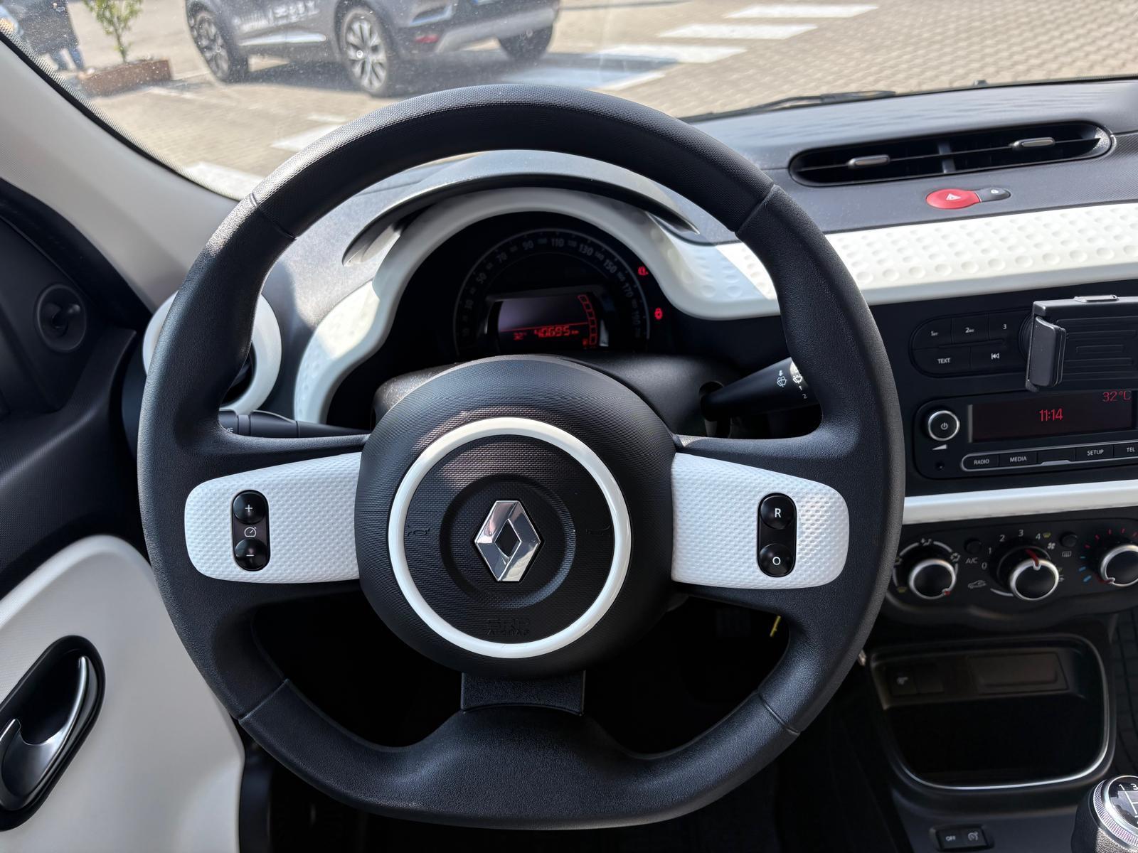 RENAULT Twingo LIMITED Sce 75 Start & Stop RENAULT Twingo LIMITED Sce 75 Start & Stop