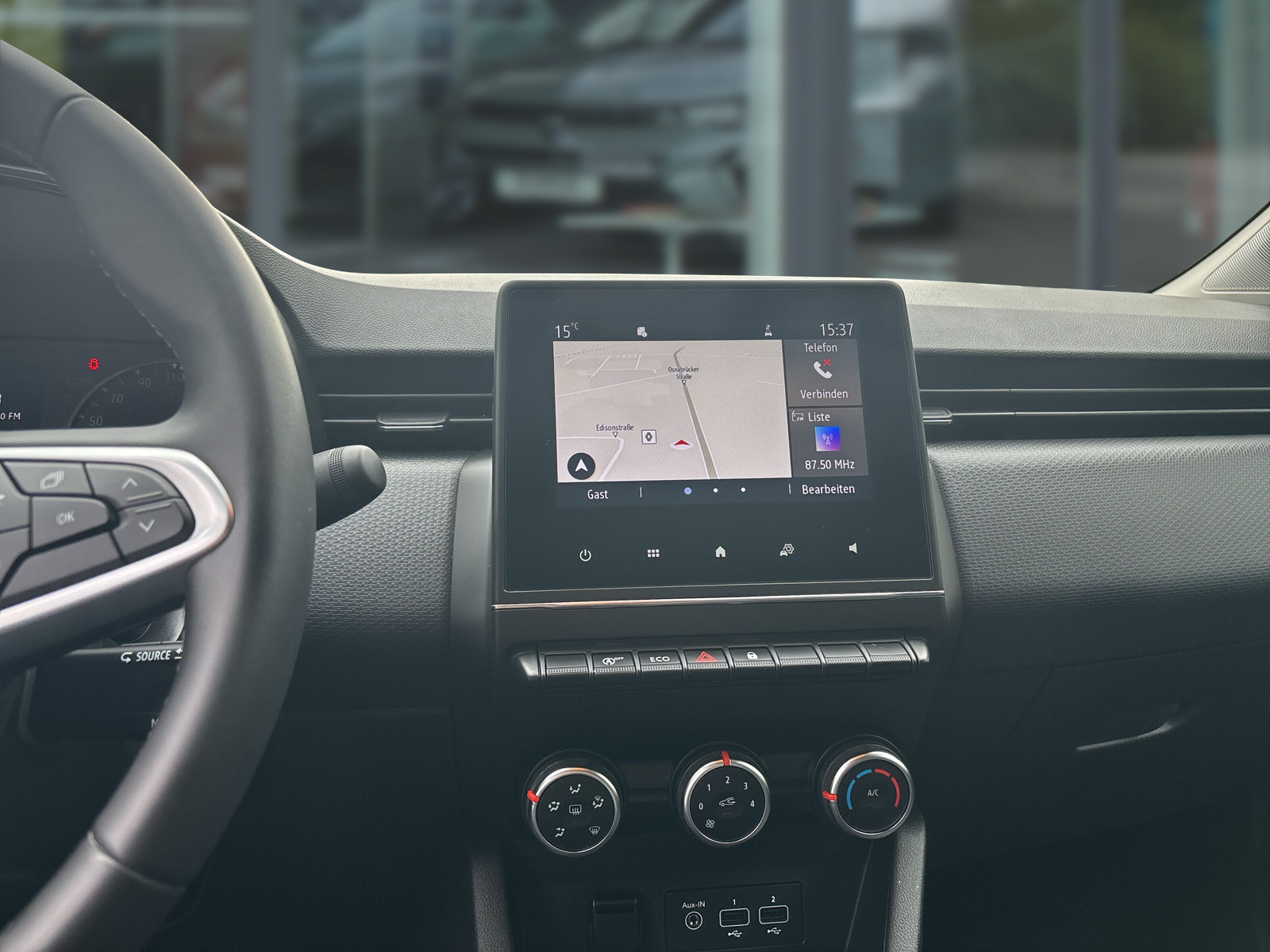 RENAULT Clio ZEN TCe 90 RENAULT Clio ZEN TCe 90